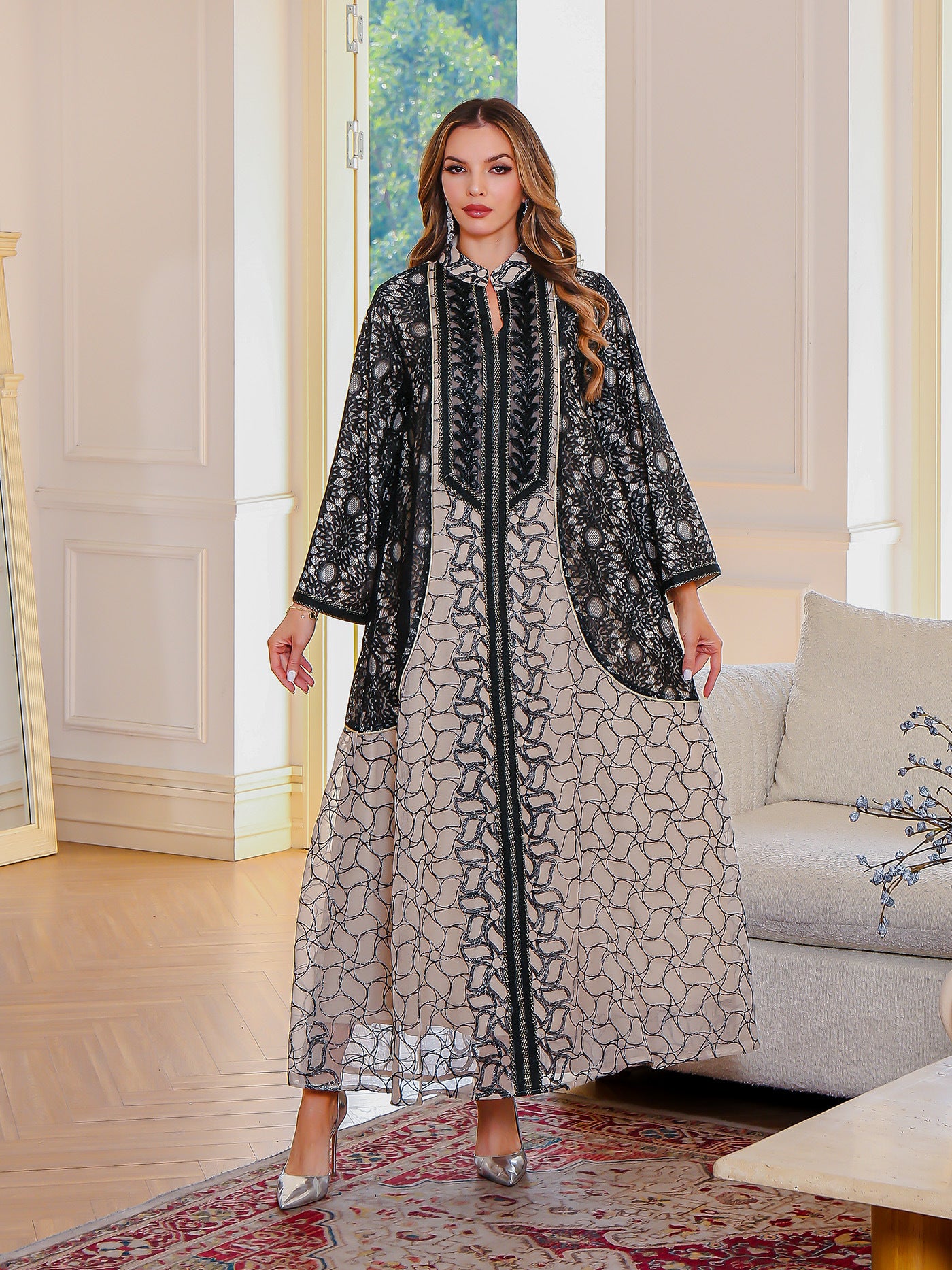 Embroidered robe Middle Eastern clothing Muslim women's clothing