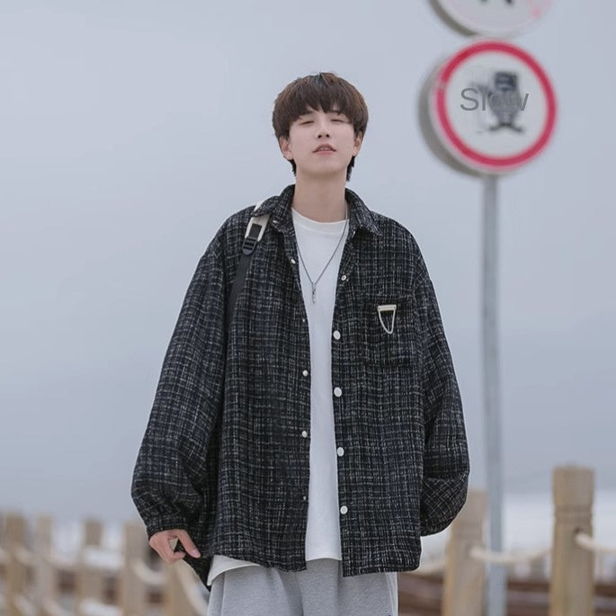 Checkered long sleeved shirt for men in spring and autumn