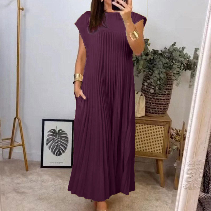 Fashionable round neck sleeveless pleated long dress