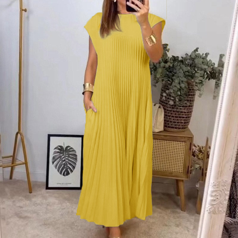 Fashionable round neck sleeveless pleated long dress