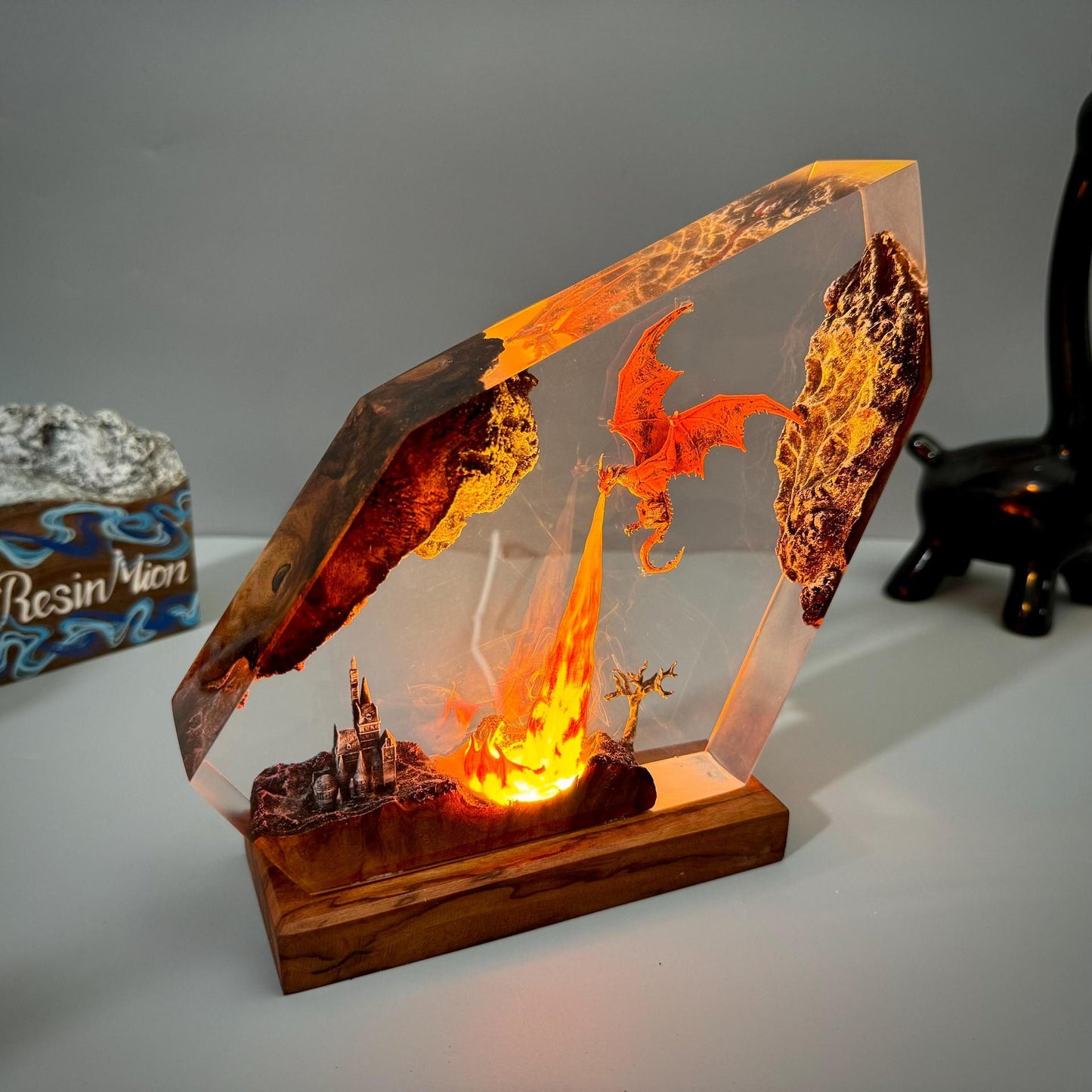 Fantasy Dragon Castle Resin Night Lamp – LED Table Light with Lava Glow & Enchanted Display