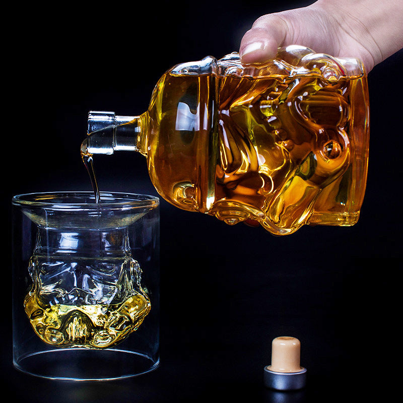 Stormtrooper Decanter Set – 750ML Star Wars Liquor Bottle + 2 Double-Layer Glass Whiskey Cu