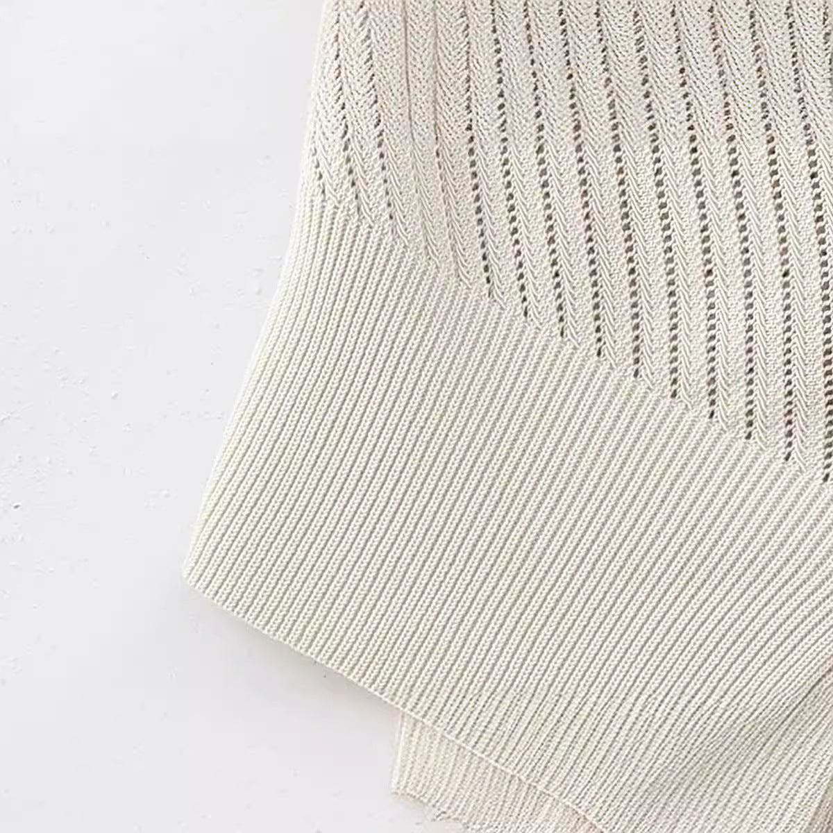 Fashion ball decoration jacquard mesh round neck knitted top
