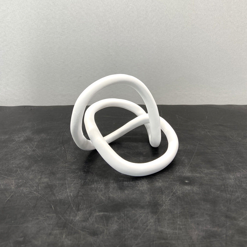Modern Resin Knot Ornament – Minimalist Abstract Decor Sculpture for Shelf, Desk or Tabletop